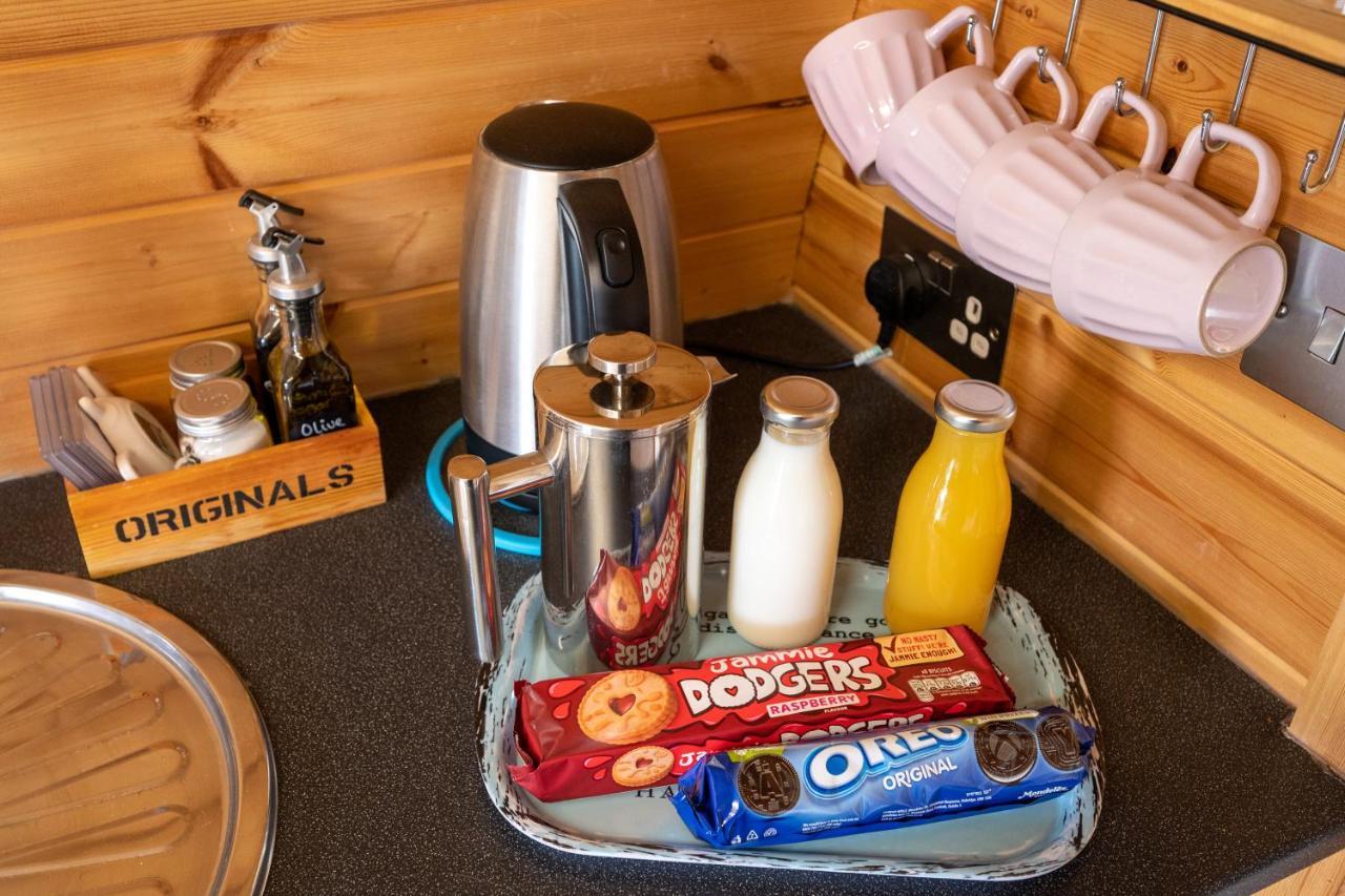 Lanterns Shepherds Huts & Glamping Happisburgh Екстер'єр фото
